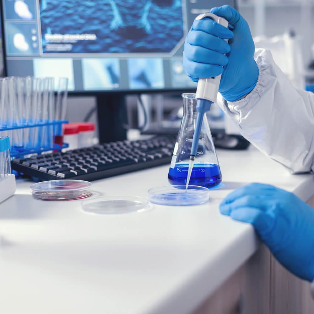 solabia-doctor-working-find-cure-1